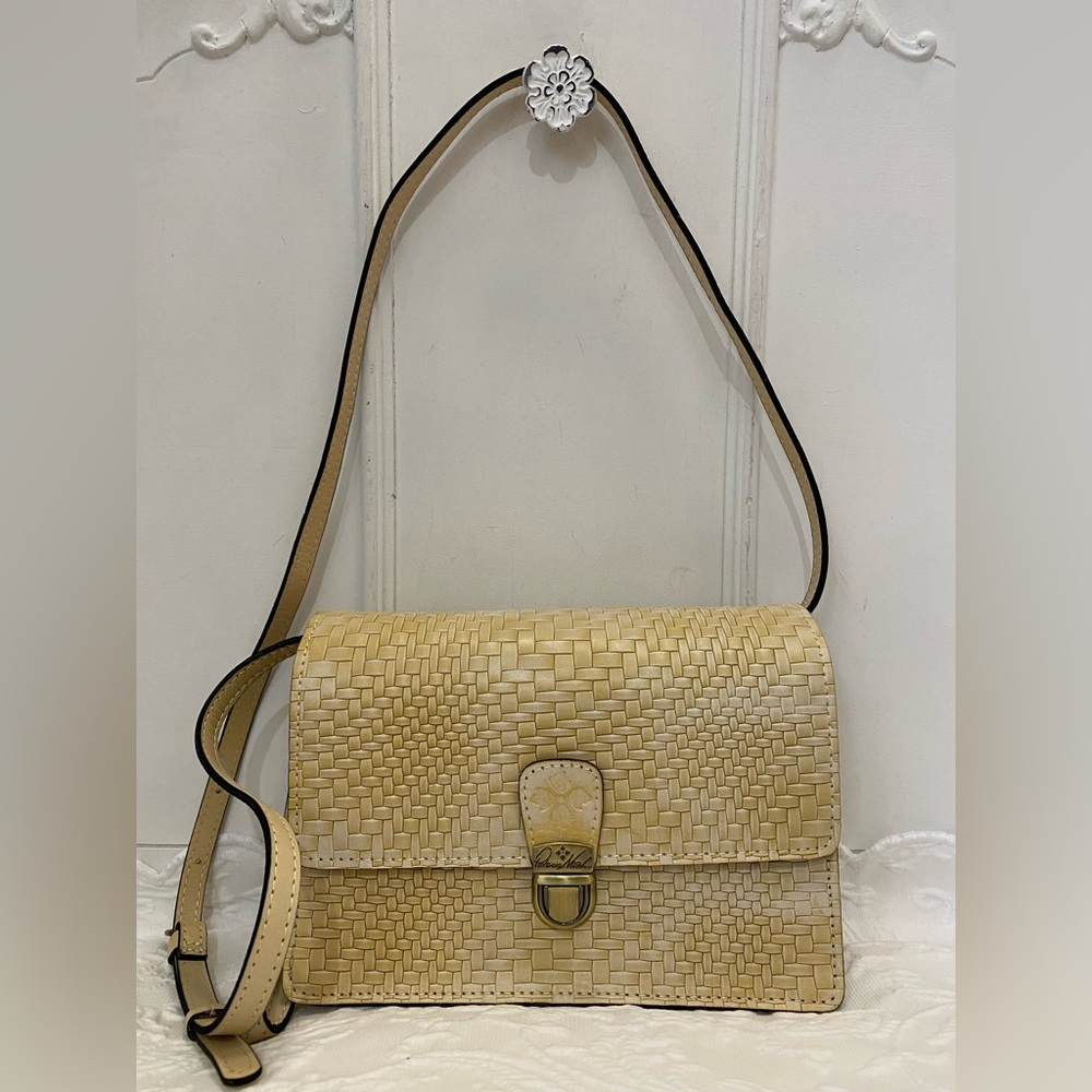 Patricia Nash Wavy Woven Rattan *Laurentina*  c/b NWOT